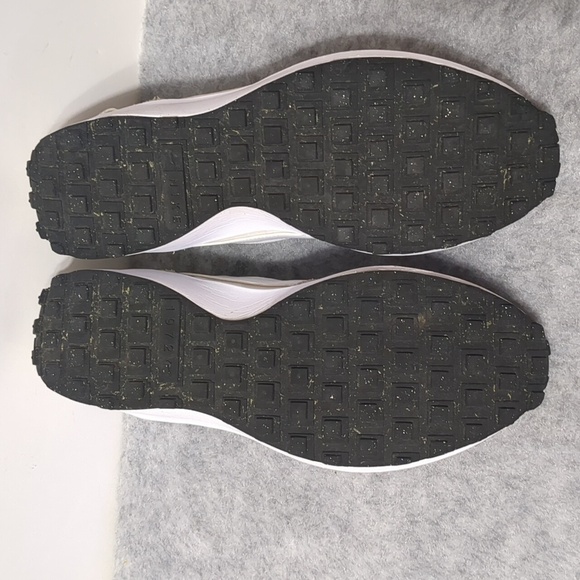 Nike Waffle Debut Casual Shoes Sneakers White Beige Women’s Size 10.5 - Picture 7 of 12